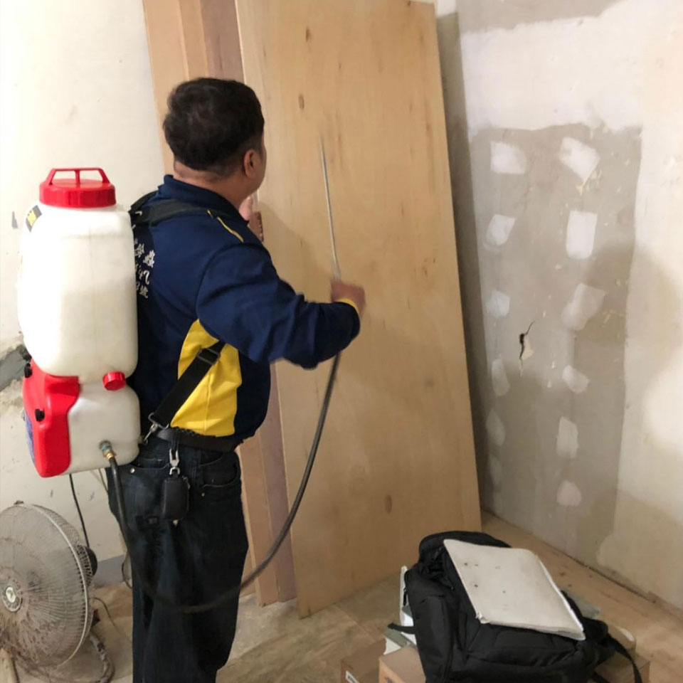 白蟻及蛀蟲防治